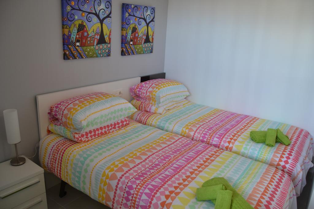 דירות אוריהואלה Residencial Sabrina חדר תמונה