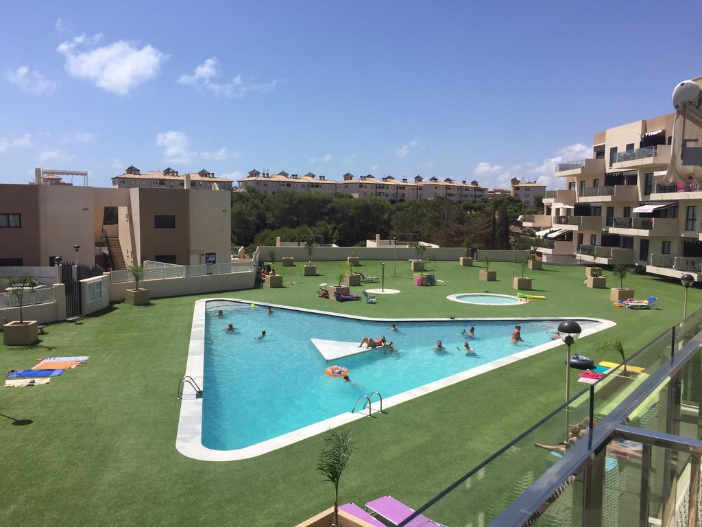 דירות אוריהואלה Residencial Sabrina מראה חיצוני תמונה