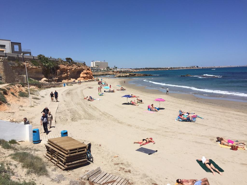 דירות אוריהואלה Residencial Sabrina מראה חיצוני תמונה