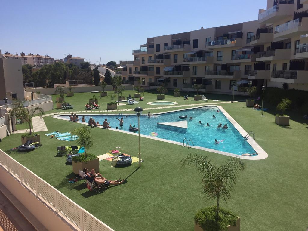 דירות אוריהואלה Residencial Sabrina מראה חיצוני תמונה